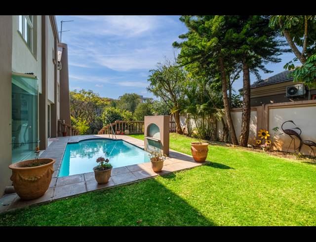 5 BEDROOM HOUSE FOR SALE IN NORTHCLIFF